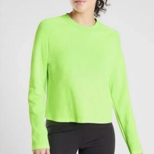 ATHLETA NWT NEON GREEN TURBO‎ SEAMLESS LONG SLEEVE SWEATSHIRT! Small